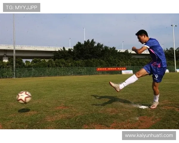 开云真人足球直播让你第一时间掌握比赛动态,享受沉浸式足球观赛体验与互动交流